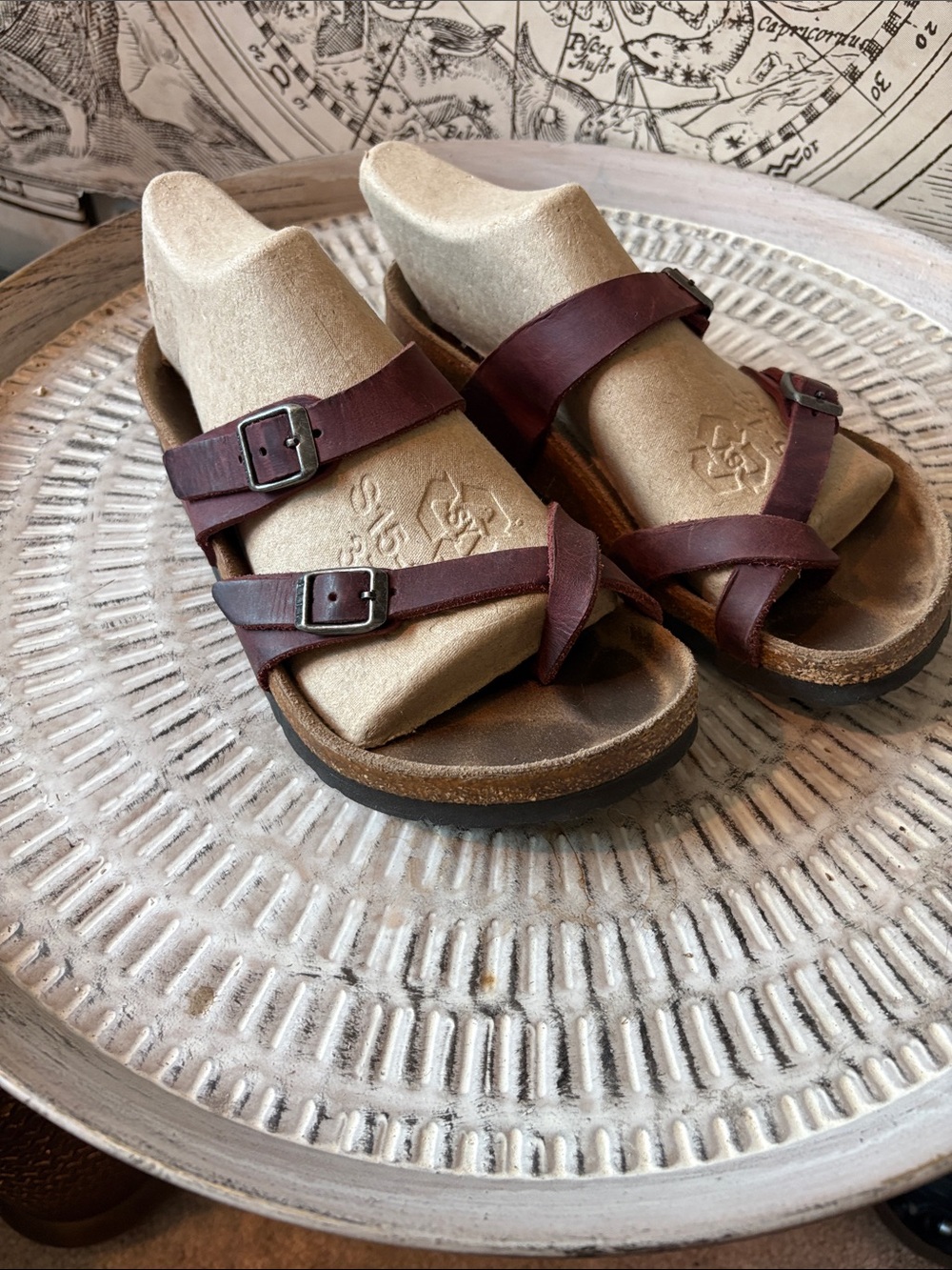 Birkenstock 37 Regular Dark Red Mayari Sandals